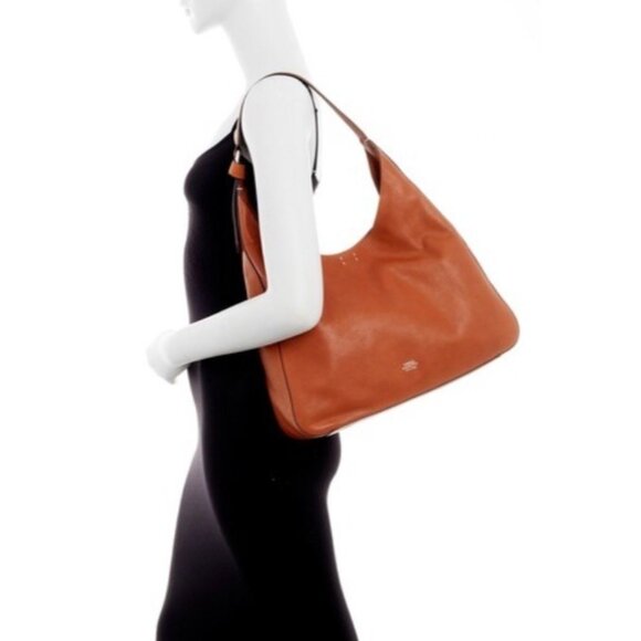 VINCE CAMUTO ADRIA HOBO LEATHER HANDBAG CHESTNUT BROWN NWT - Picture 2 of 9